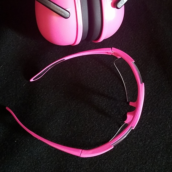 Hot pink ear muff and safety glasses - Picture 3 of 3
